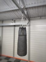 Wieszak - worek treningowy w blaszaku